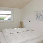 4 Star Holiday Home In Hejls *