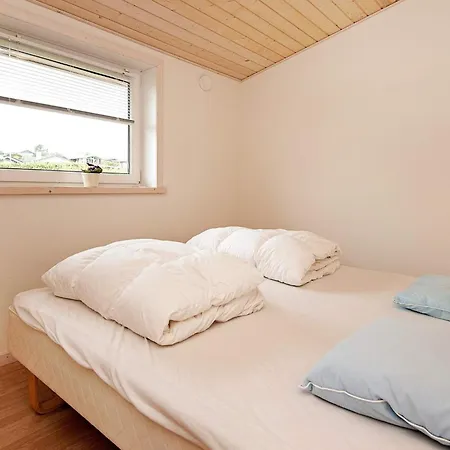 4 Star In Holiday home